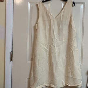 Size 10 woman dress 100% silk designed by Pat Argenti